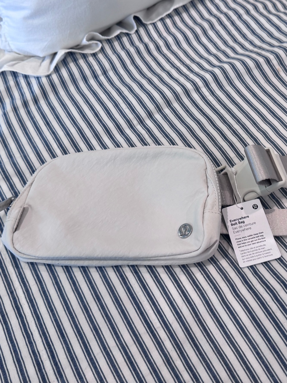 Lululemon Everywhere Belt Bag